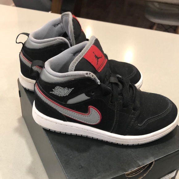 Jordan 1 MID (PS) - Picture 3 of 5